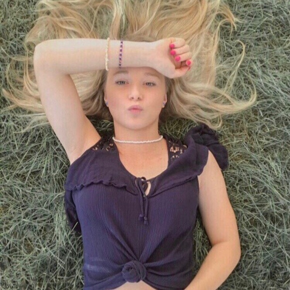 Meet your Posher, Miranda - Picture 1 of 1